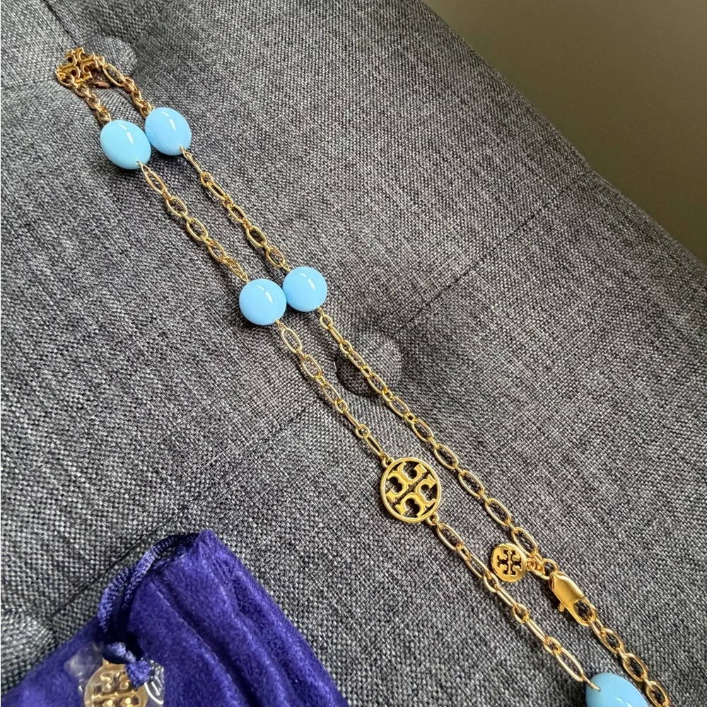 Tory Burch - Long Gold-Tone Necklace with Turquoise Blue Beads and TB Logos - Picture 7 of 8